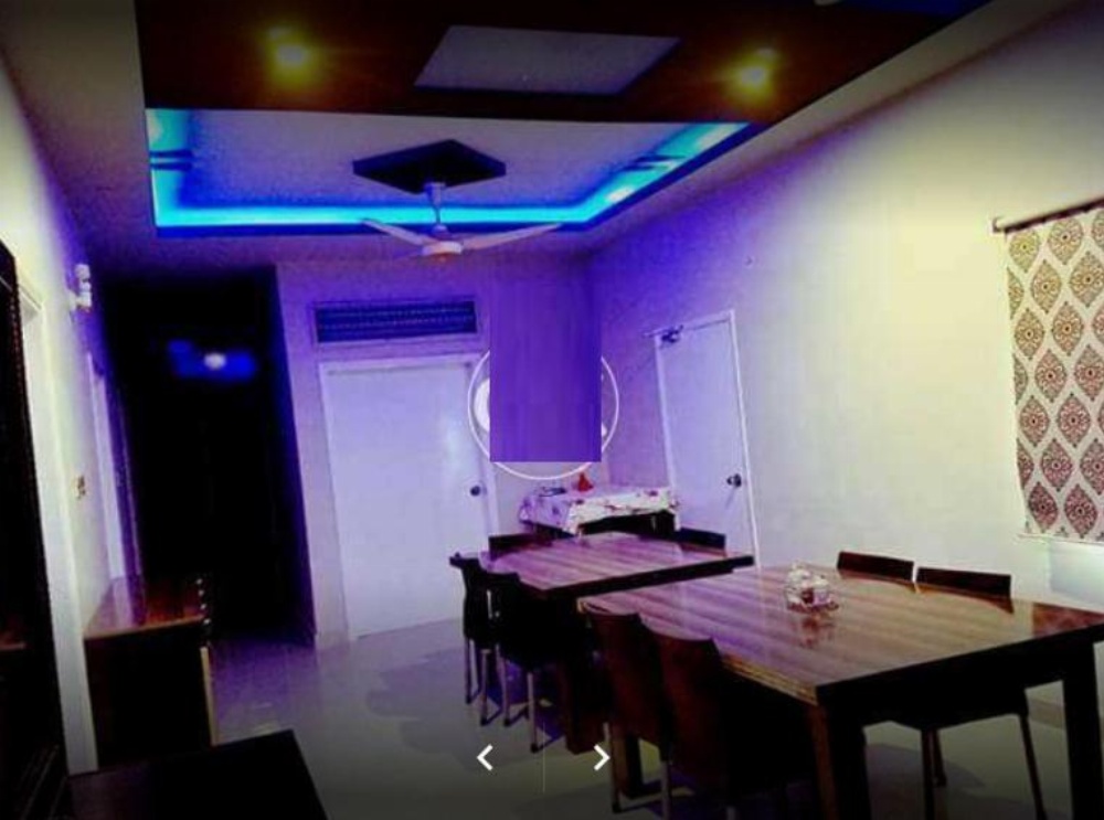 E-Town Rooms Guest House