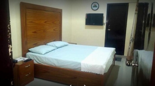 E-Town Rooms Guest House image 12