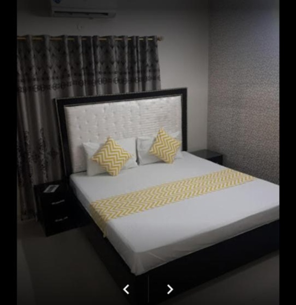 E-Town Rooms Guest House image 8